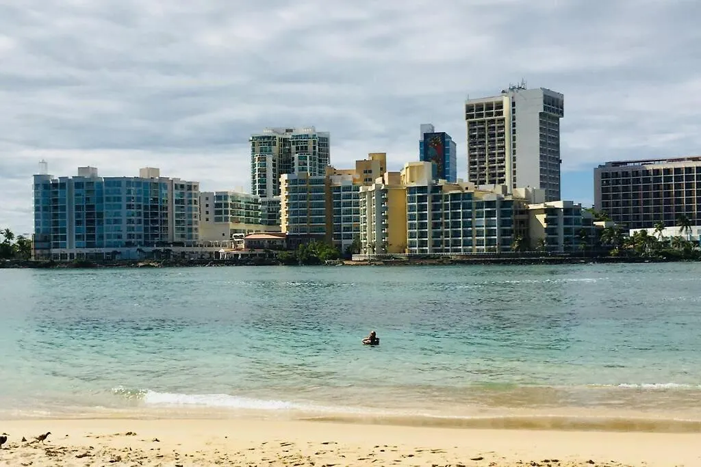 Big Place 2 Bedroom 3 Beds, Wf, Tv, Balcony & Parking San Juan 0*,  Porto Rico